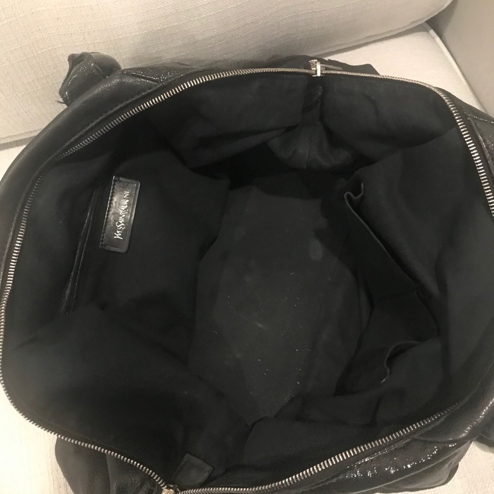 YSL Yves Saint Laurent Easy Black Patent Bag - Picture 6 of 7